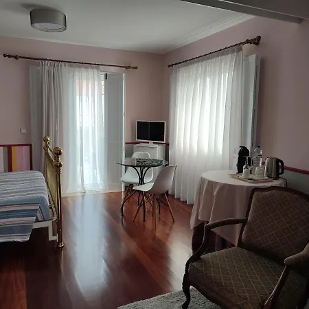 Casa Da Isabelinha ホームステイ ポンタ・デルガダ