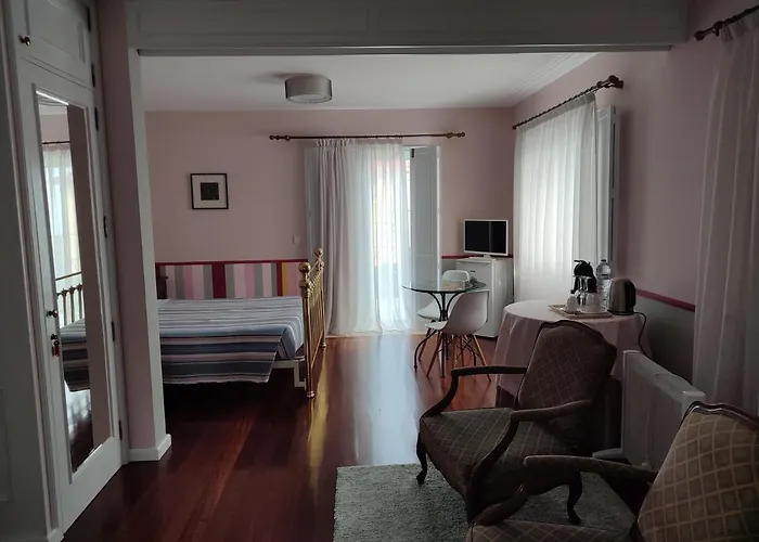 Casa Da Isabelinha * 蓬塔德尔加达