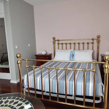 Проживание в семье Casa Da Isabelinha *